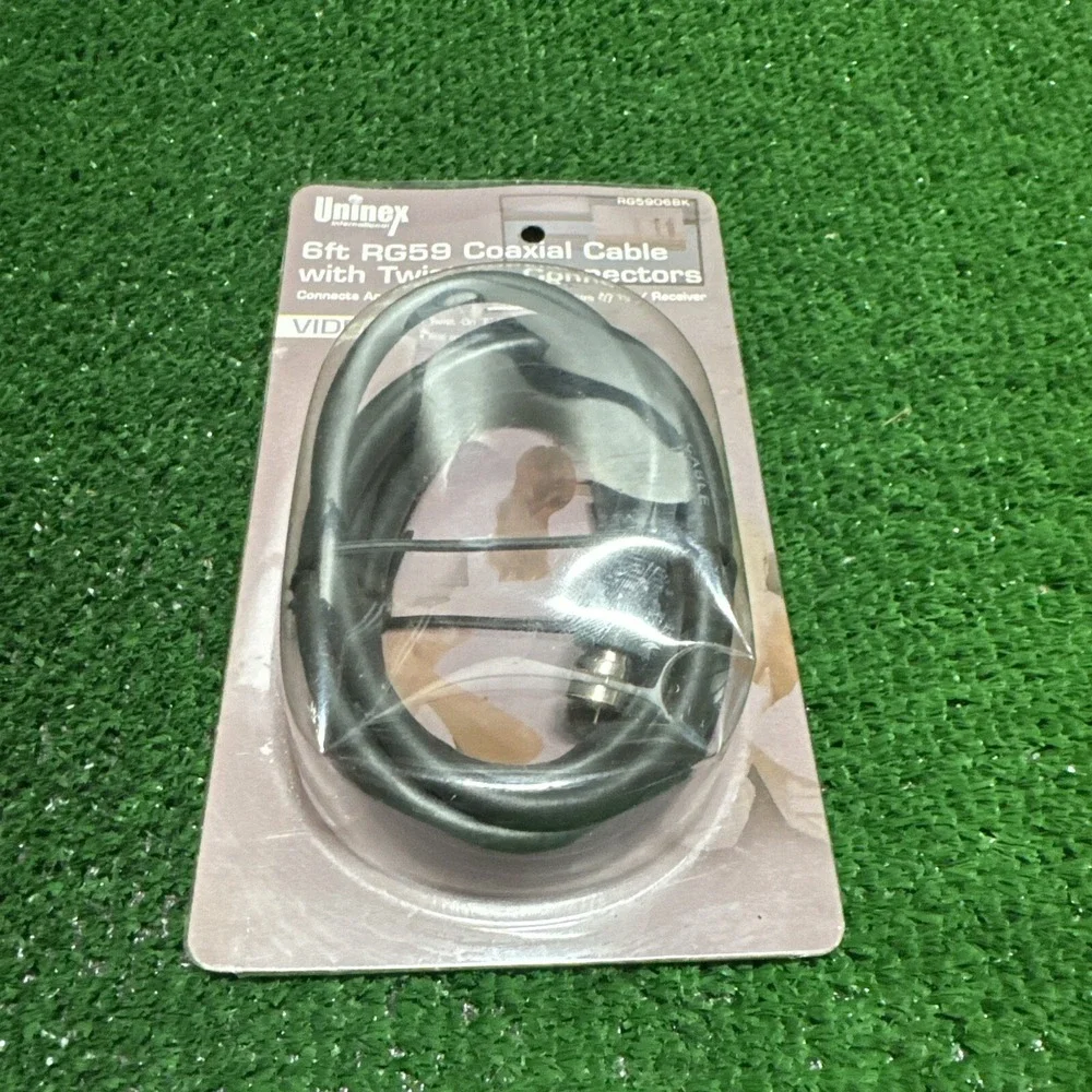 Uninex RG5906BK: Coaxial Cable w/ Twist-On‎ Connectors, Video 6 ft. - Black